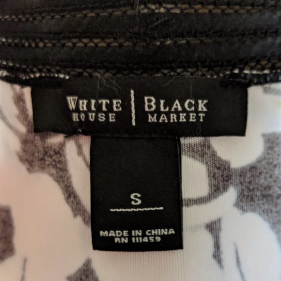 White House Black Market "V" Neck Top Size Small - Picture 7 of 8